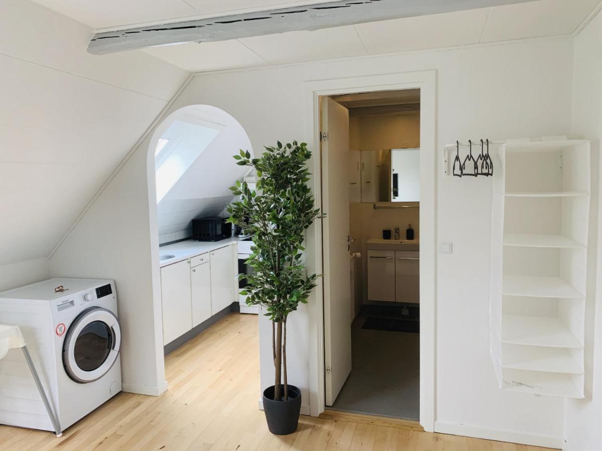 Aday - Reberbansgade Apartment Suite Aalborg Ngoại thất bức ảnh